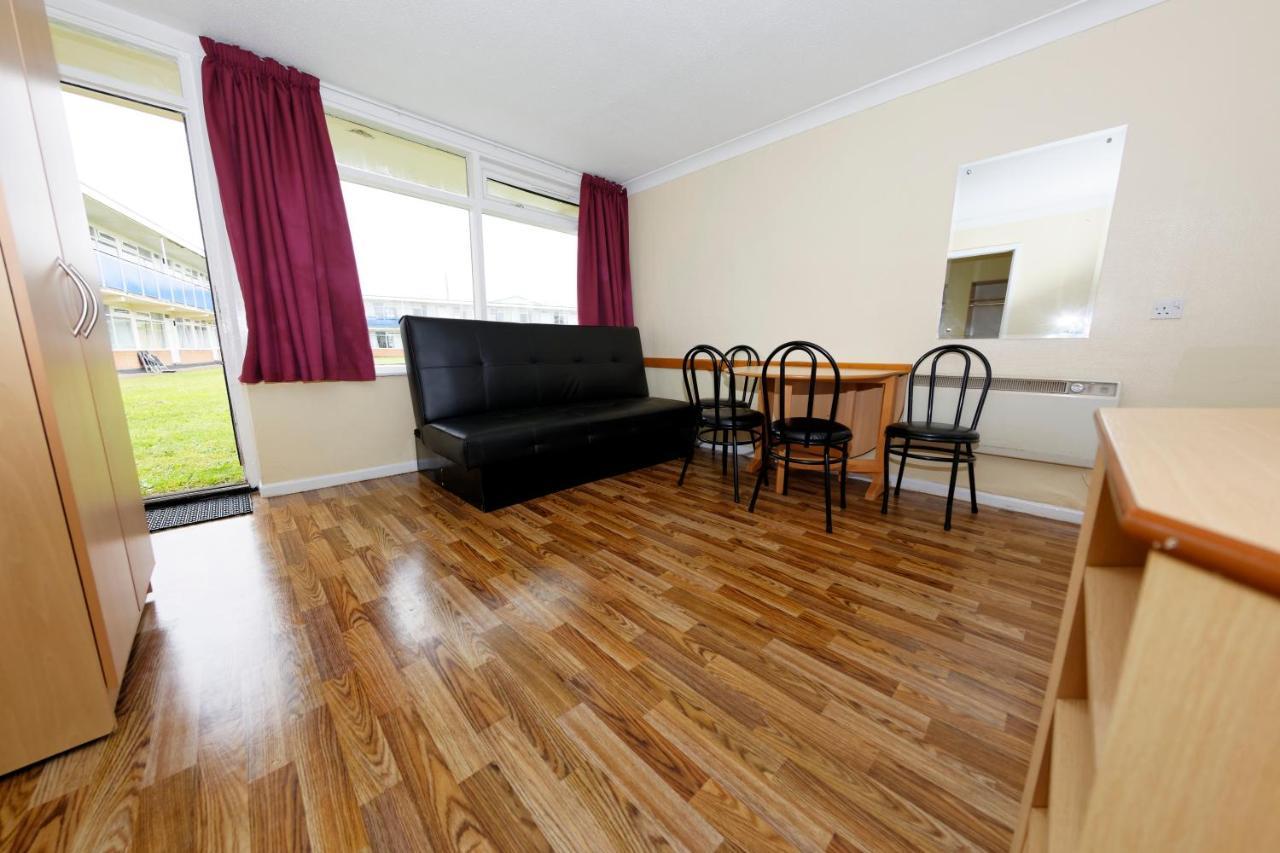 Pontins-Southport Holiday Park Extérieur photo