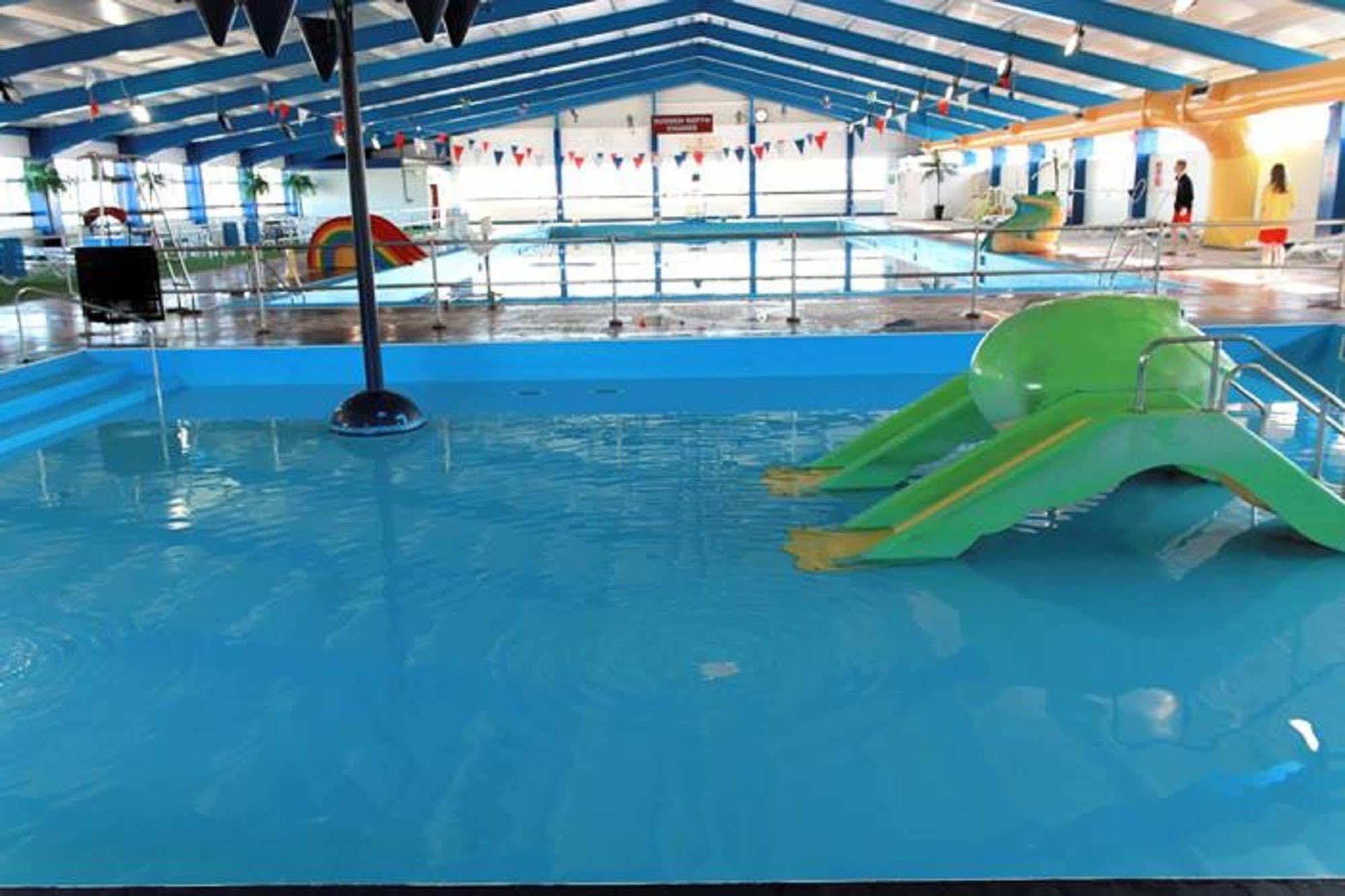 Pontins-Southport Holiday Park Extérieur photo